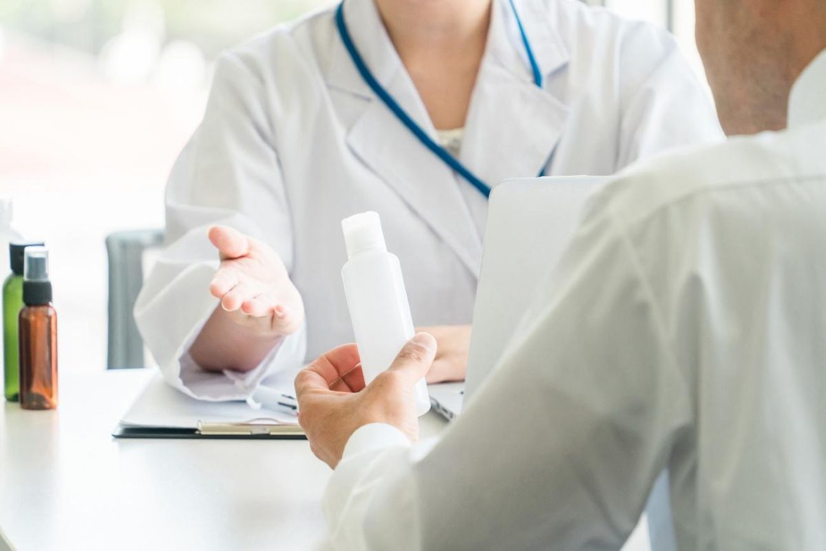 フィナロイドとは？効果や副作用、危険な個人輸入のリスクについて解説