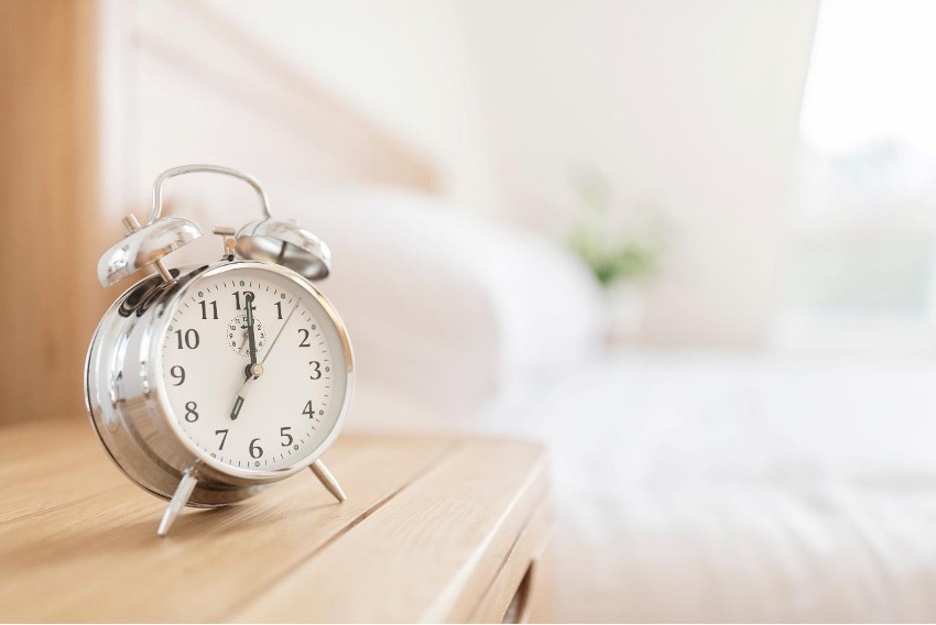 睡眠のゴールデンタイムは何時から？肌に与える影響や睡眠の質向上についても徹底解説