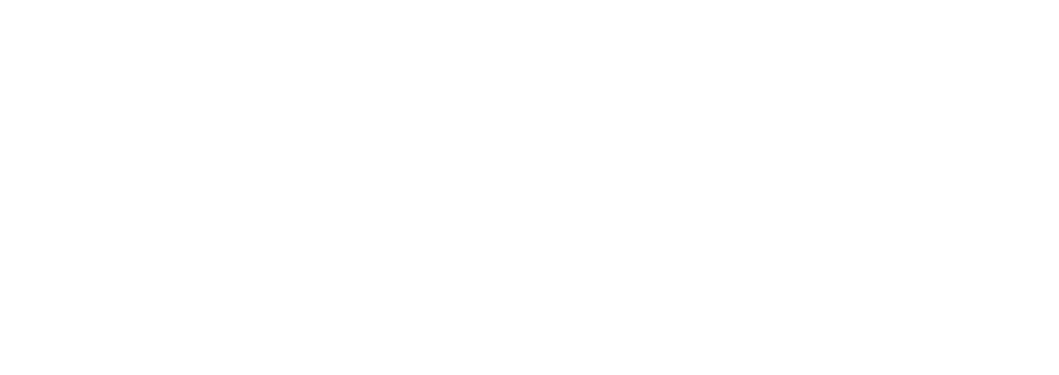 中周波EMSが、たるんだ奥の筋肉を鍛え、もたつき感じるフェイスラインからスッキリとした印象へ。 ※1：年齢に応じたケア ※2：肌を引き締め、毛穴を目だたなくする