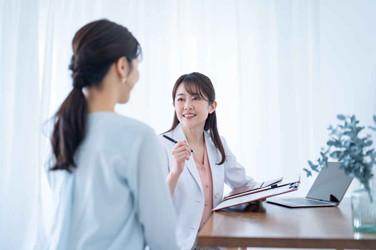 改善が見られない場合は専門医へ相談を